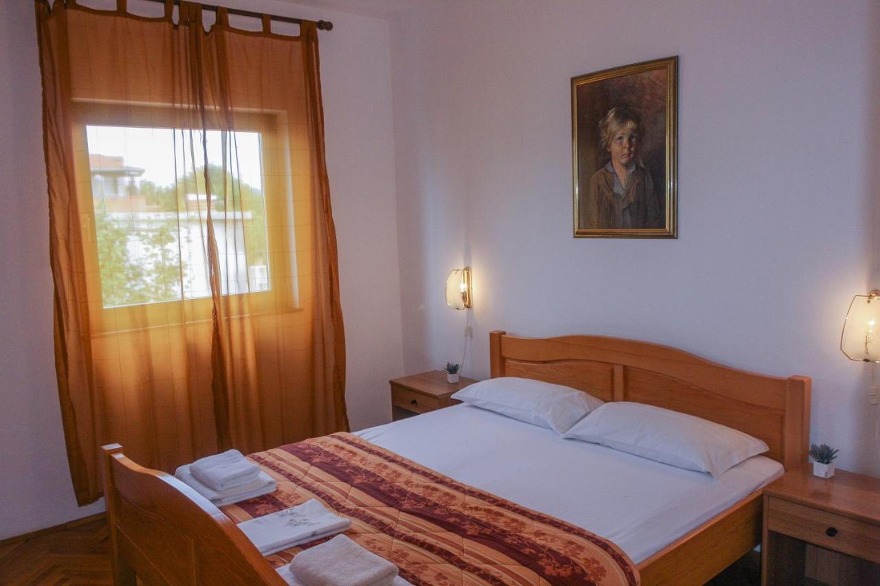 Apartment Suzy Vantacici Szoba fotó